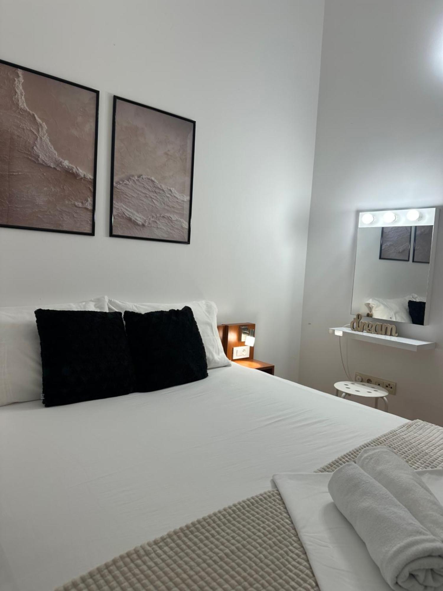 Apartmani Samec Novalja Exterior foto